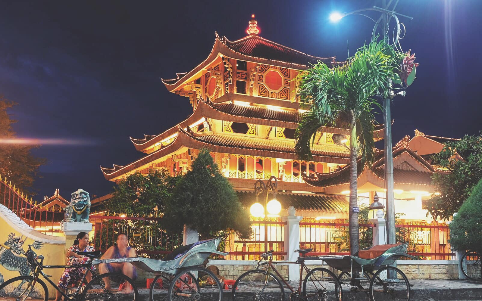 Thuê Xe 7 Chỗ Đi Châu Đốc An Giang Trọn Gói, Giá Tốt - Đón Tận Nơi