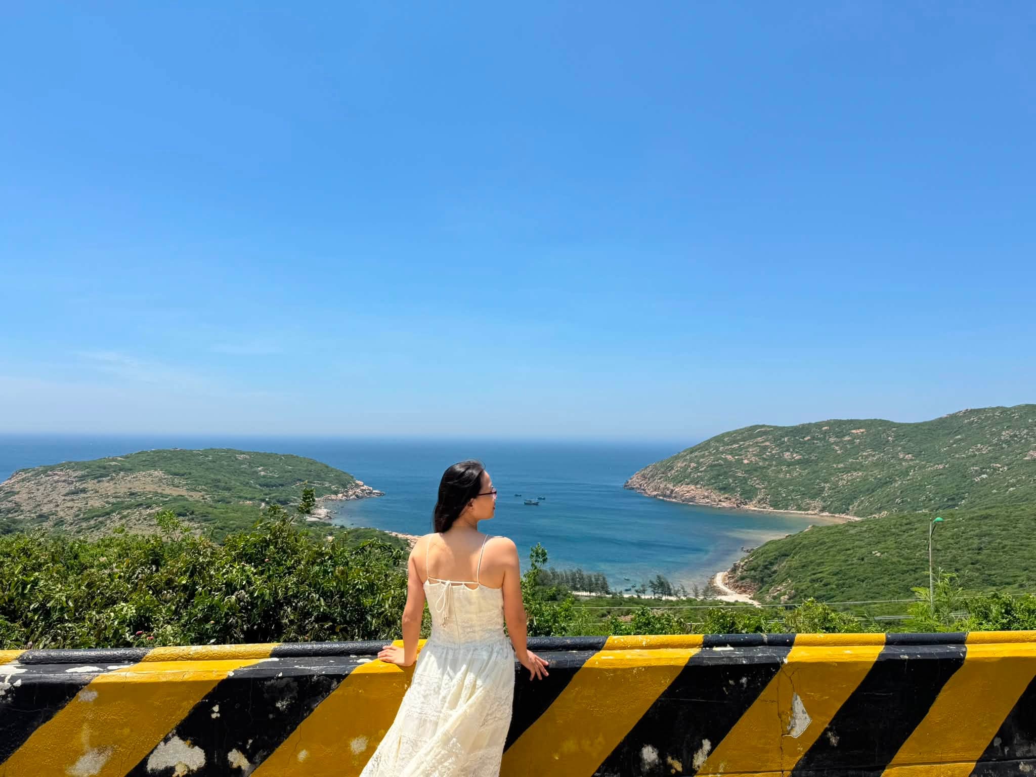 Thuê xe 16 chỗ Long Mỹ đi Nha Trang 5 ngày 4 đêm 